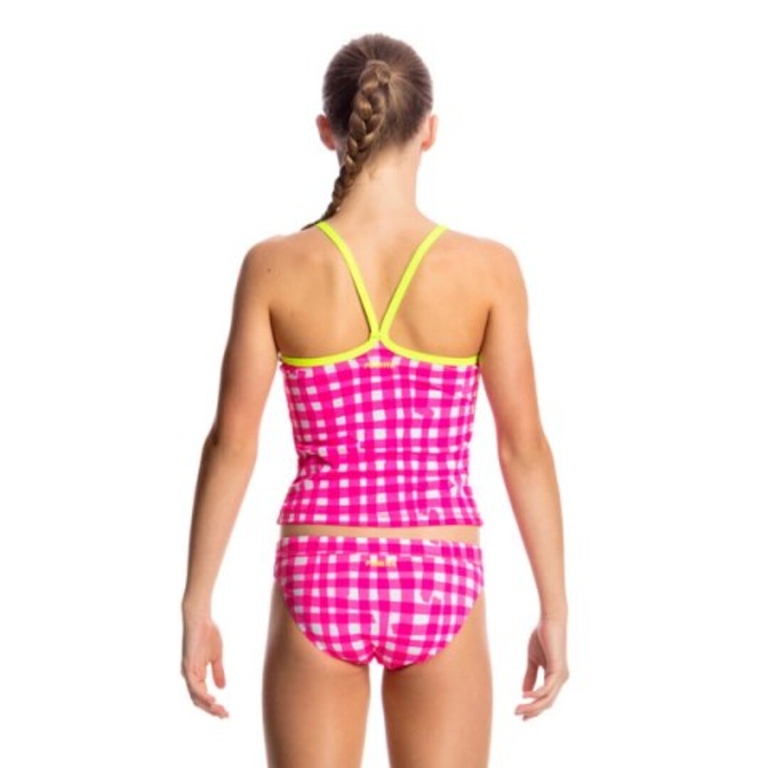 Tragebild von hinten