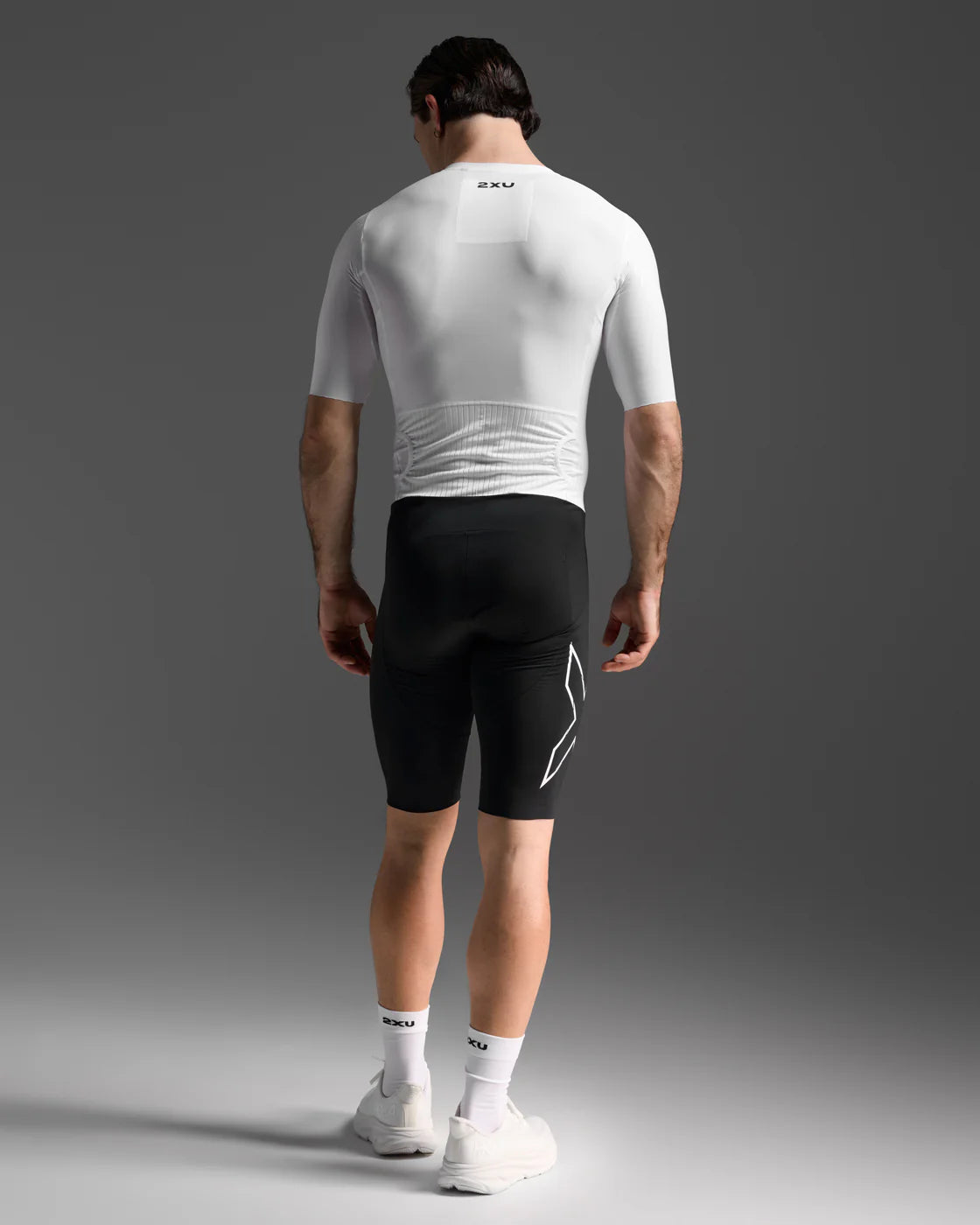 2XU Light Speed React Sleeved Trisuit, Herren, Black/White