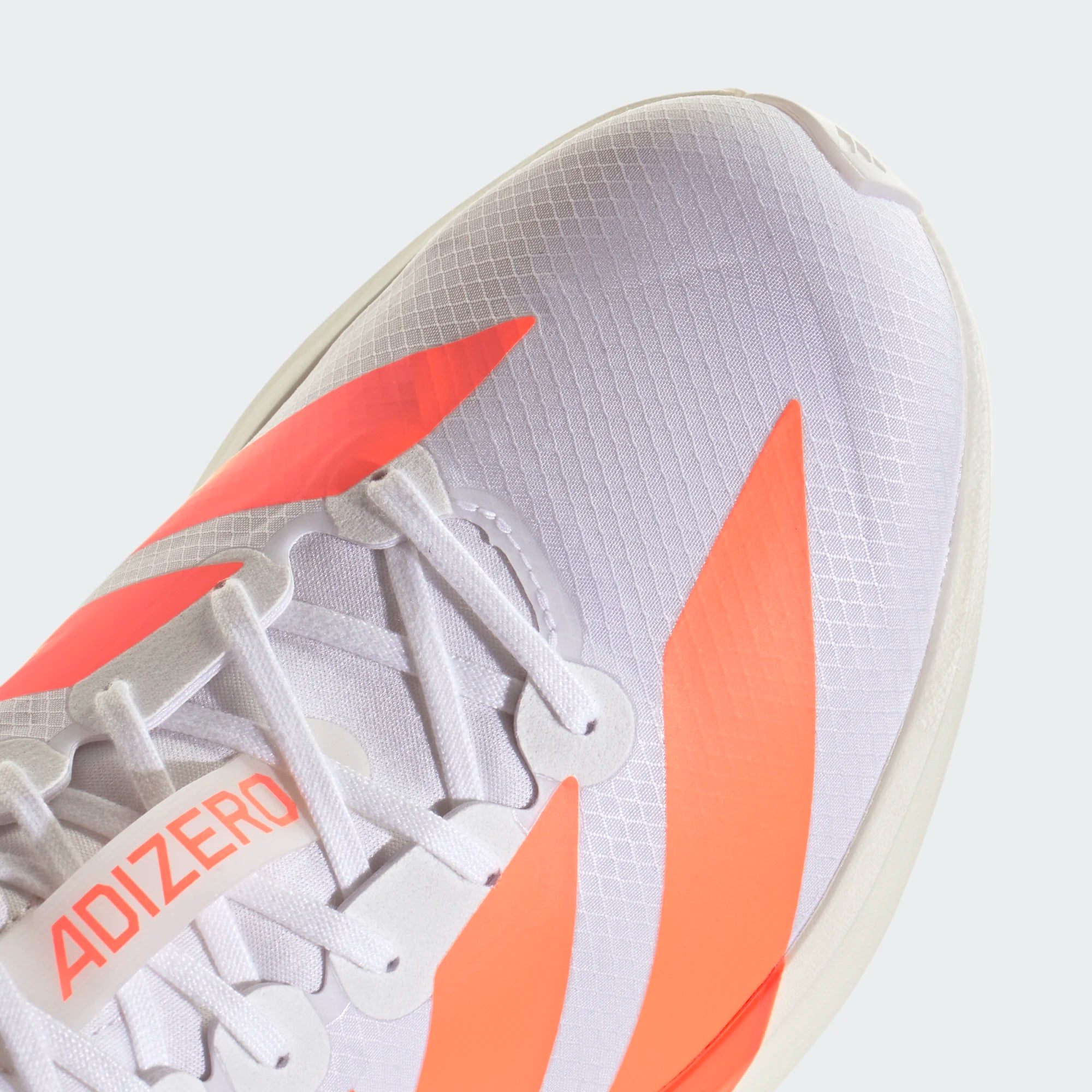 Detailansicht Zehenbereich rechter Schuh