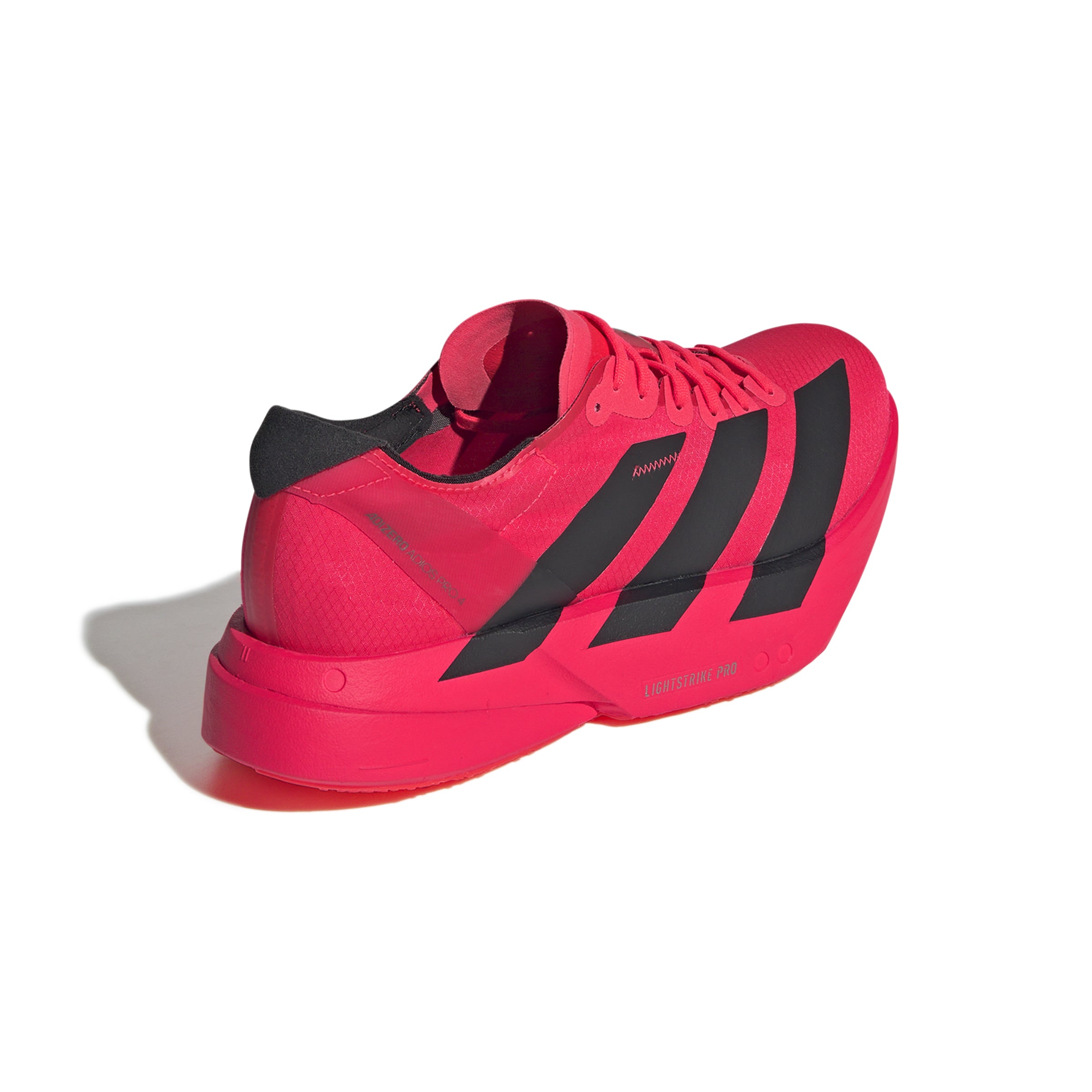 Schrägansicht rechter Schuh von hinten Außenseite