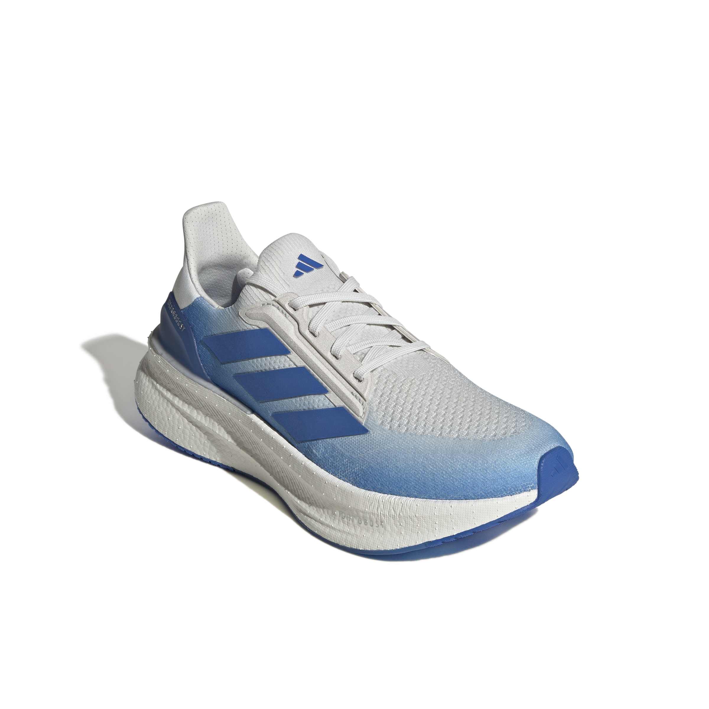 Schrägansicht rechter Schuh von vorne Außenseite