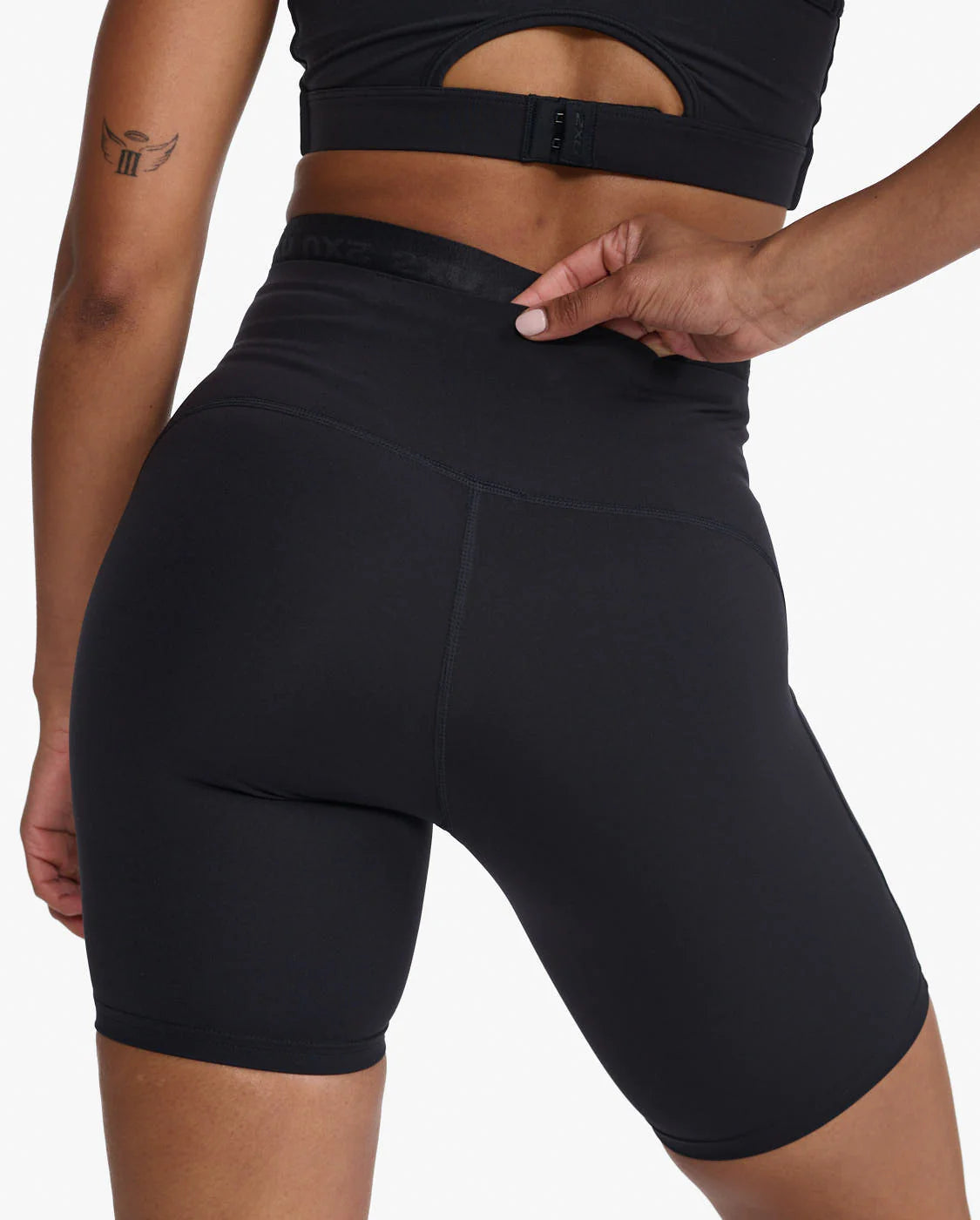 2XU Form Stash Hi-Rise Bike Shorts, Damen, Black